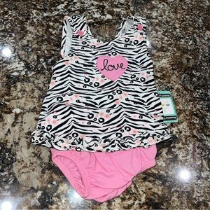 Rumble Tumble Girls Black Zebra Heart  Romper Set  6/9M 2 Piece Dress Bloomers